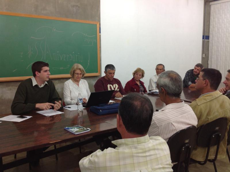 Izaias Colino participa de reunião do CMDR para explicar minuta de projeto